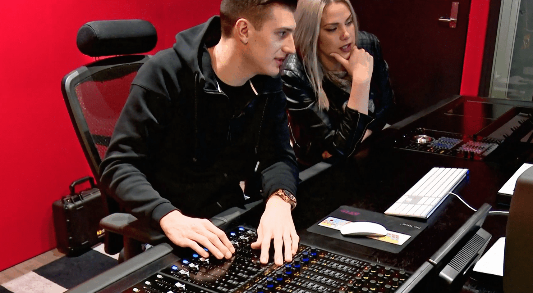 Screen Shot 2017-02-23 at 12.56.59 pm